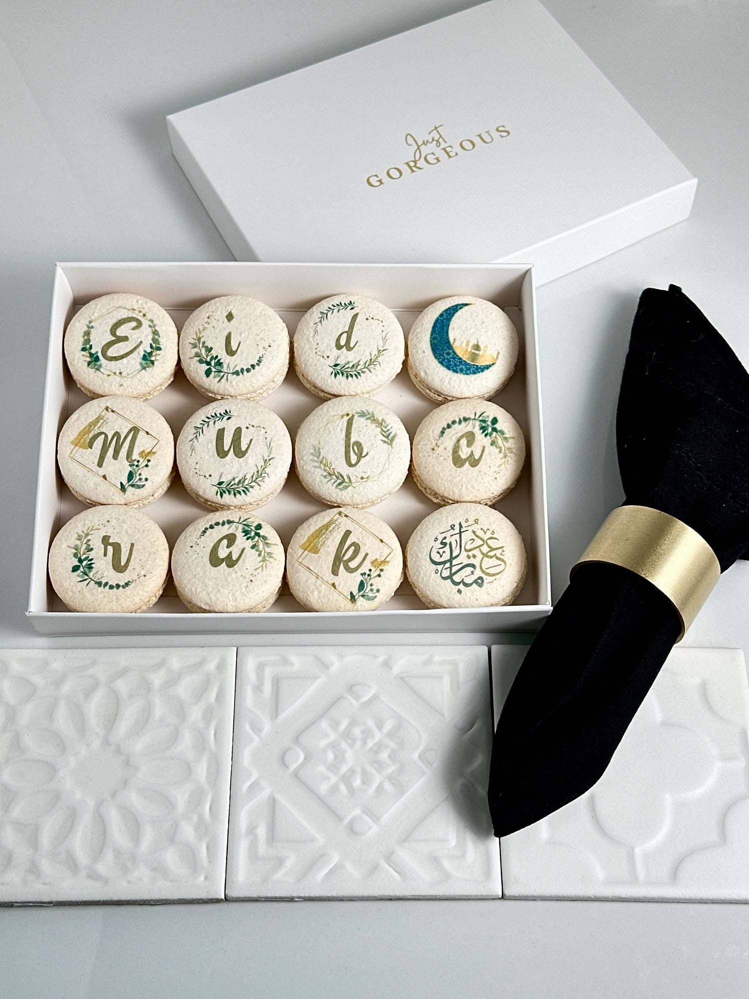 Eid Macaron Box